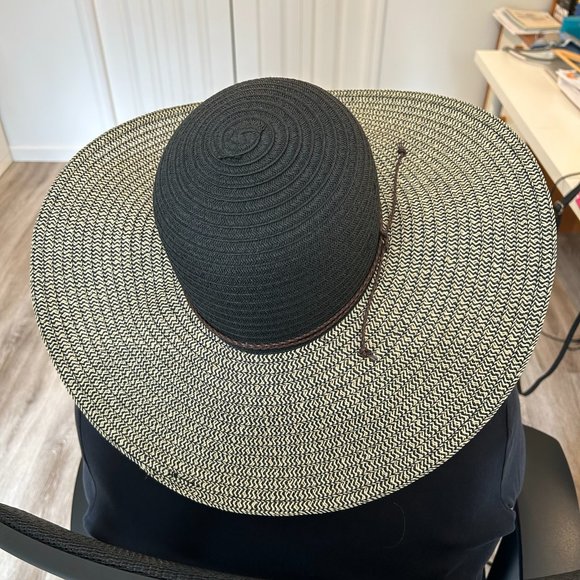 Black & Tan San Diego Hat company sun hat - Picture 3 of 7